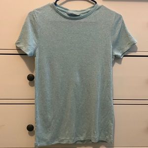 Vineyard vines t shirt